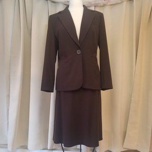 Espresso Josephine Chaus 2pc Skirt Suit Size 6
